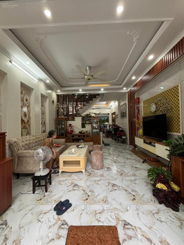 Siêu thị nhà đất bán