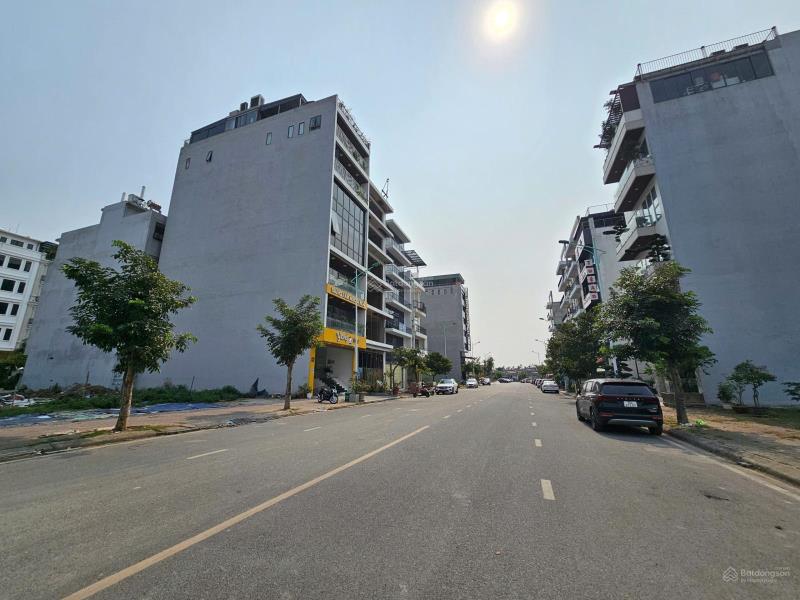 Siêu thị nhà đất bán